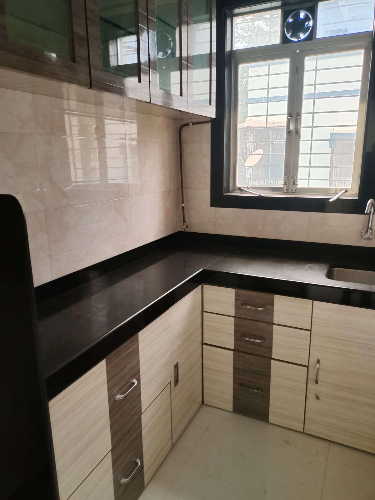 2 BHK Apartment For Rent in Dosti Flamingos Parel Mumbai 6694910