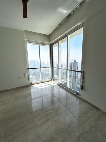 Room in 3 BHK Apartment at Runwals The Reserve, Worli – for Rent