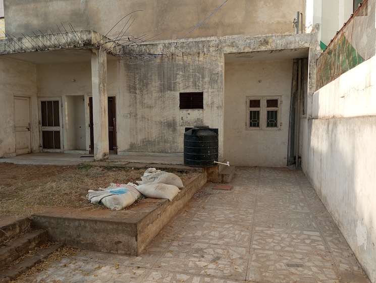 233 Sq.Yd. Plot in Vaishali Nagar Jaipur