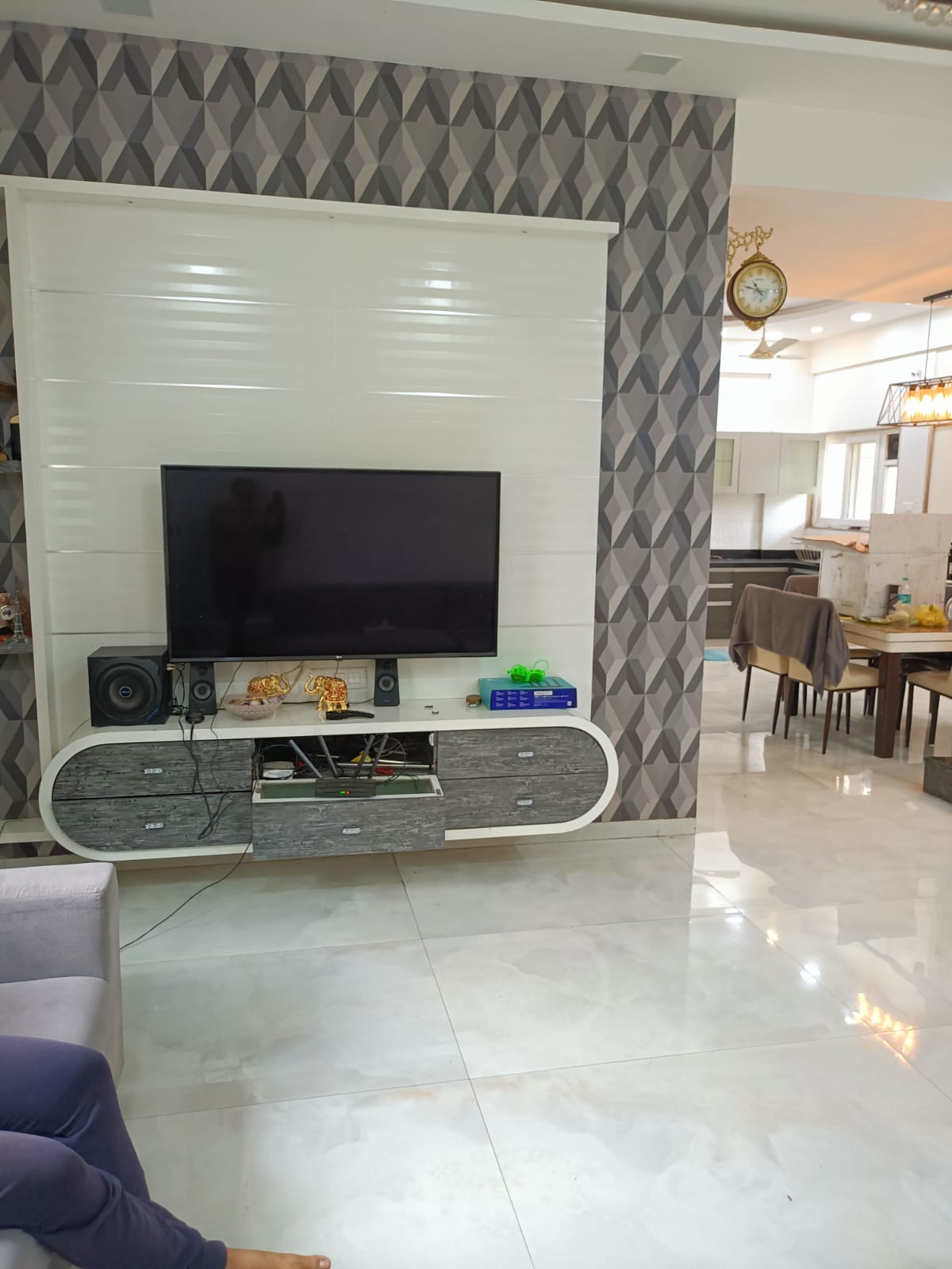 Rental 3.5 Bedroom 1800 Sq.Ft. Independent House in Antarkar And Joshi