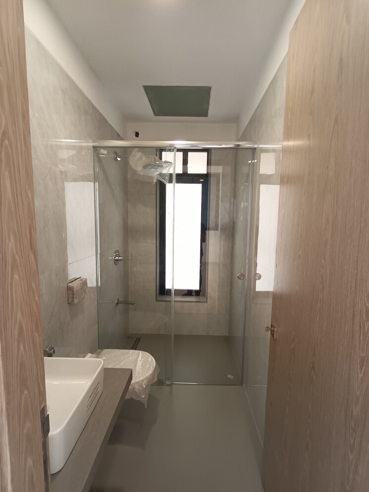 Bathroom, suraj-ocean-star-1 4 Bedroom 2687 Sq.Ft. Apartment In Prabhadevi Mumbai 6707383