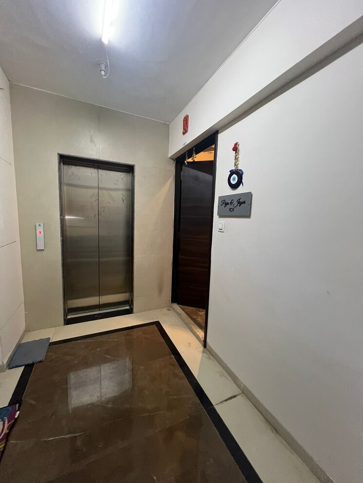 Room, arunodaya-chs-ville-parle 3 Bedroom 1160 Sq.Ft. Apartment In Vile Parle East Mumbai 6708051