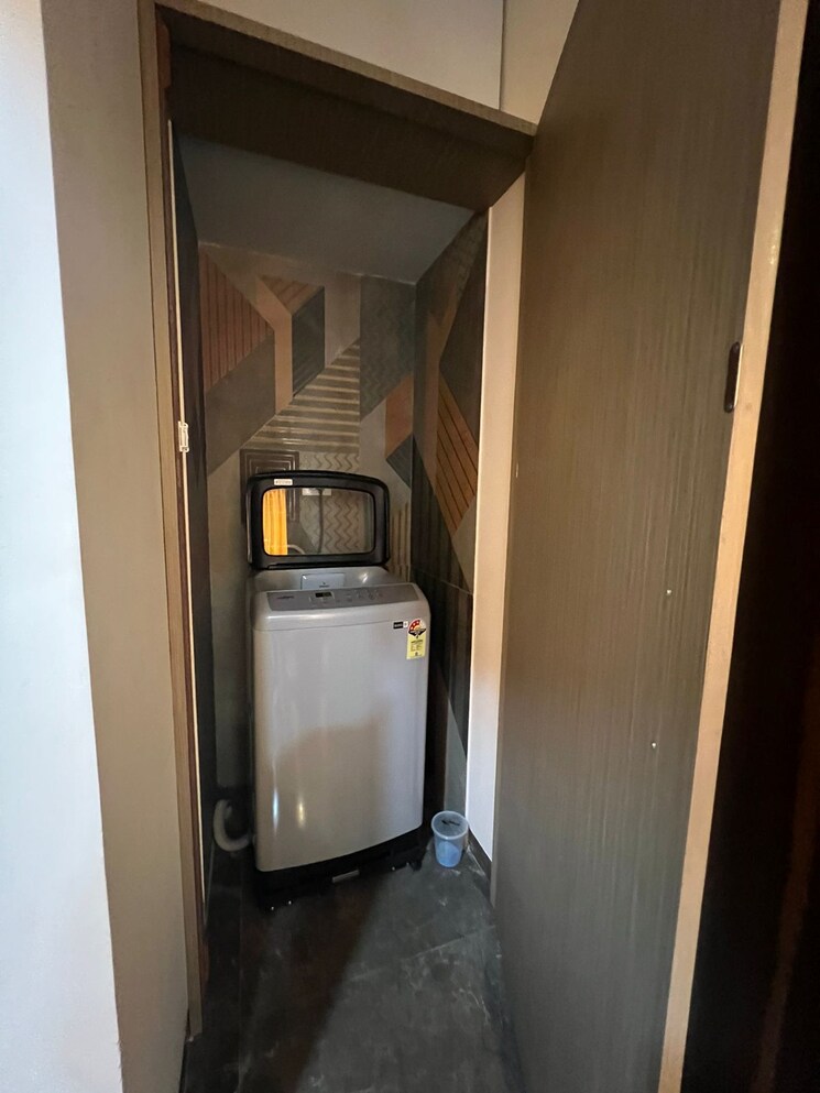 Bathroom, arunodaya-chs-ville-parle 3 Bedroom 1160 Sq.Ft. Apartment In Vile Parle East Mumbai 6708051