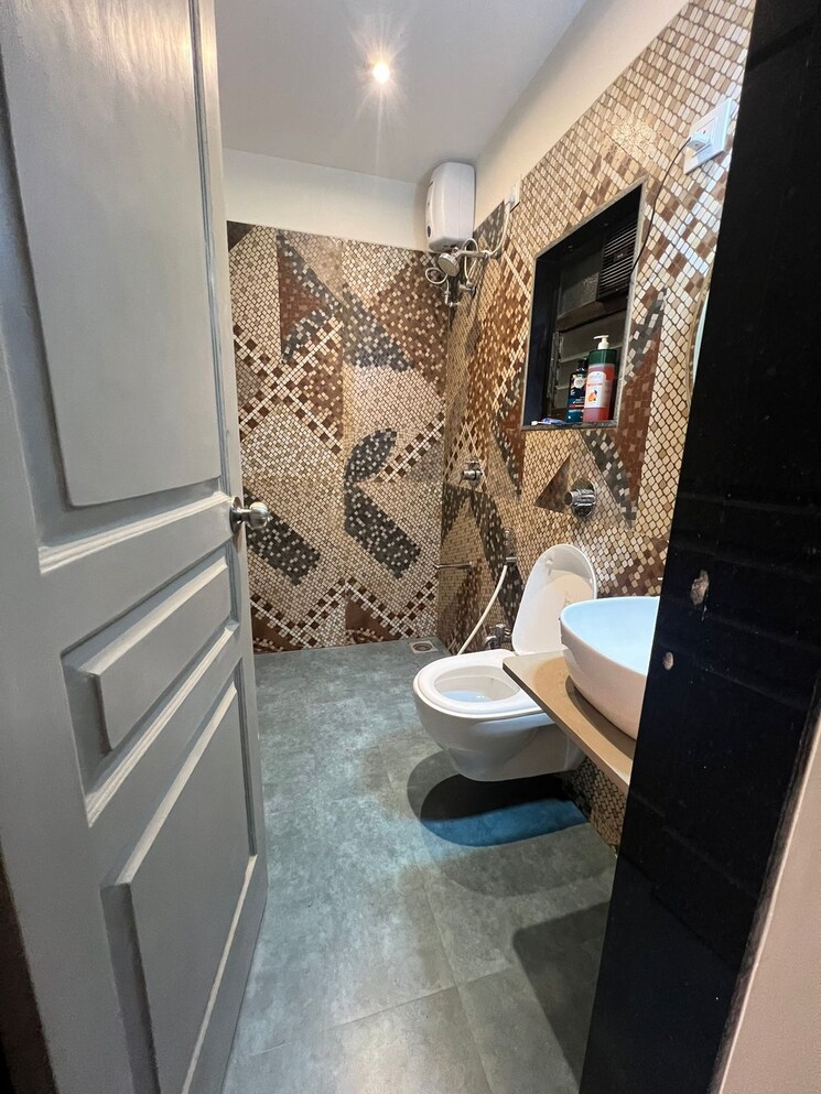 Attached Bathroom, arunodaya-chs-ville-parle 3 Bedroom 1160 Sq.Ft. Apartment In Vile Parle East Mumbai 6708051