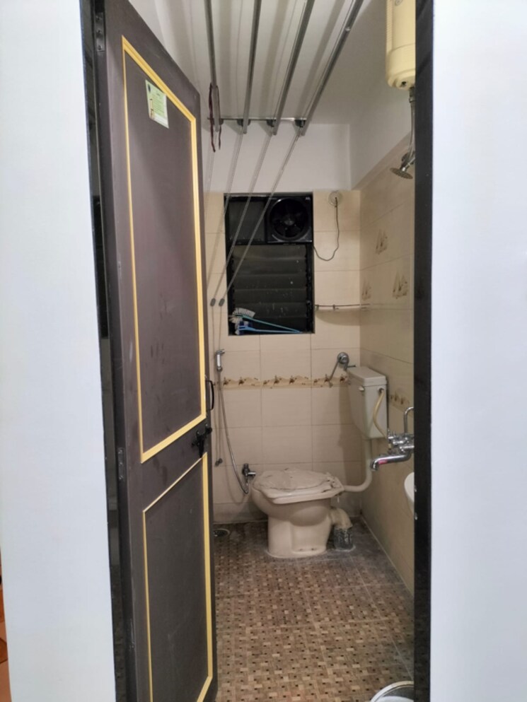 Bathroom, mayur-complex-kothrud 4 Bedroom 2500 Sq.Ft. Villa In Kothrud Pune 6710697