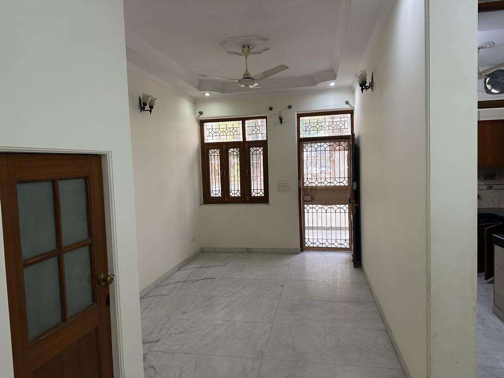 3 BHK Builder Floor For Resale in Naraina Delhi 6705990