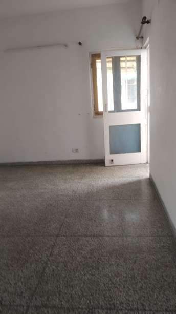 2 BHK Apartment For Rent in Arun Vihar Sector 29 Noida 6715873