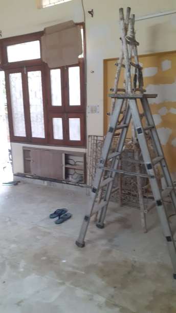2 BHK Builder Floor For Rent in Laxmi Nagar Delhi 6718719