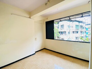 Room in 2 BHK Builder Floor at Dombivli West – for Rent
