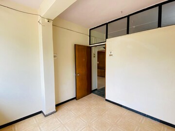 Room in 2 BHK Builder Floor at Dombivli West – for Rent