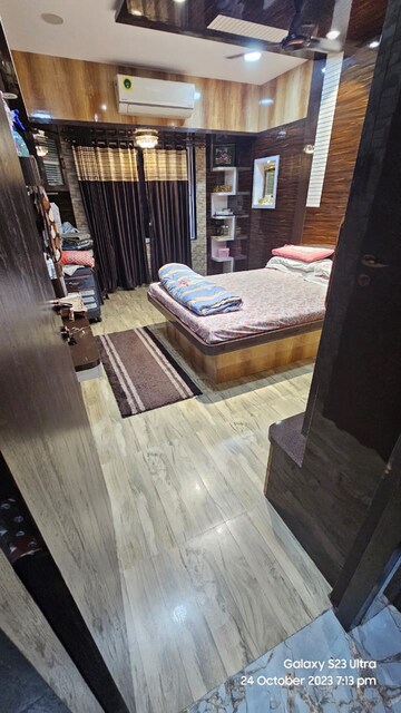 रेसिडेंशियल फ्लैट वर्ग फुट फॉर रीसेल इन संताक्रूज़ वेस्ट मुंबई  6723510