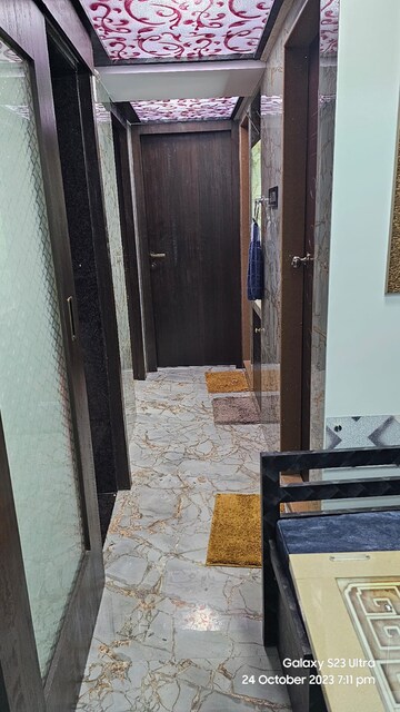 रेसिडेंशियल फ्लैट वर्ग फुट फॉर रीसेल इन संताक्रूज़ वेस्ट मुंबई  6723510