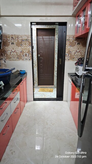 रेसिडेंशियल फ्लैट वर्ग फुट फॉर रीसेल इन संताक्रूज़ वेस्ट मुंबई  6723510