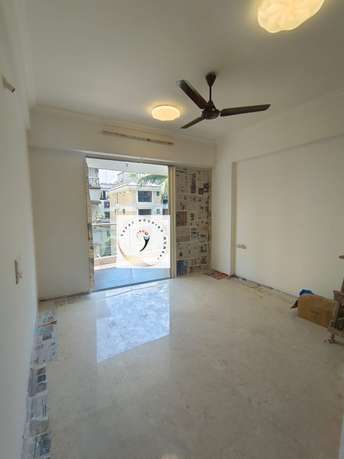 2 BHK Apartment For Rent in Rajhuns Apartment Khar West Mumbai 6723596