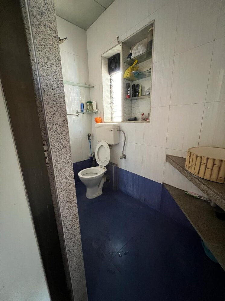 Bathroom, lokpuram-chs 3 Bedroom 1155 Sq.Ft. Penthouse In Vasant Vihar Thane 6723831