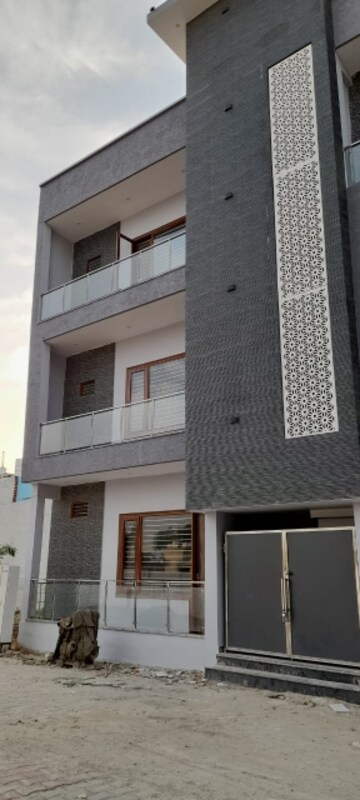 2 BHK Apartment For Resale in Shastri Nagar Meerut  6725089