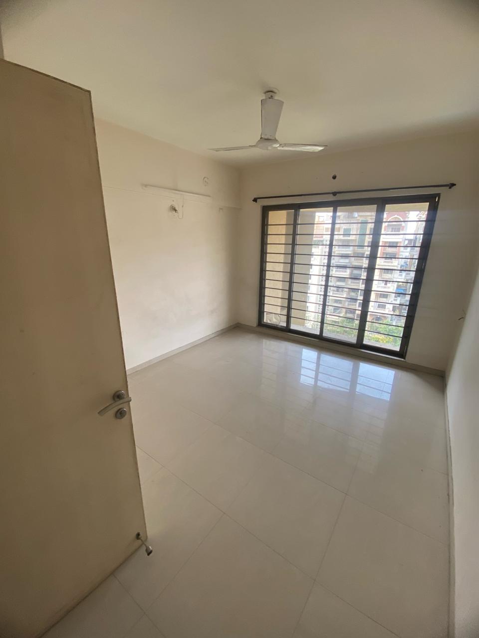 2 BHK Apartment For Rent in Kool Homes Solitaire I