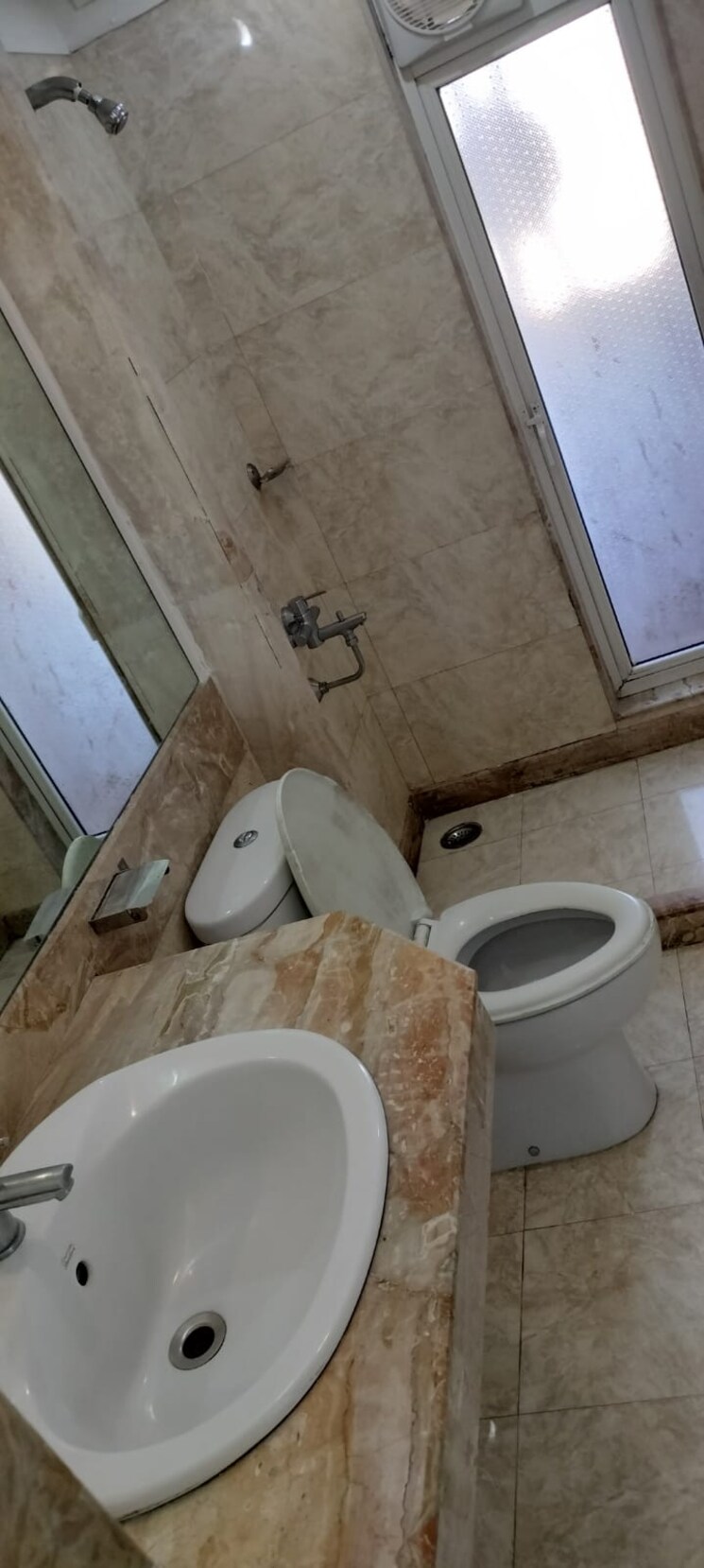 Bathroom, l-t-emerald-isle 4 Bedroom 1954 Sq.Ft. Apartment In Powai Mumbai 6726880