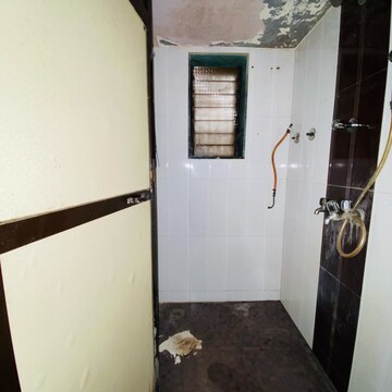 Bathroom in 1 BHK Apartment at Dombivli West – for Rent