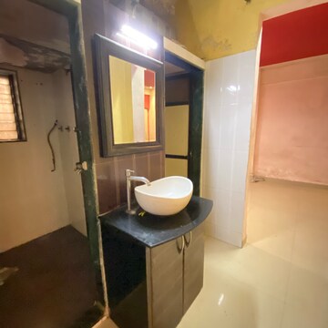 Bathroom in 1 BHK Apartment at Dombivli West – for Rent