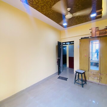 Room in 2 BHK Apartment at Dombivli West – for Rent