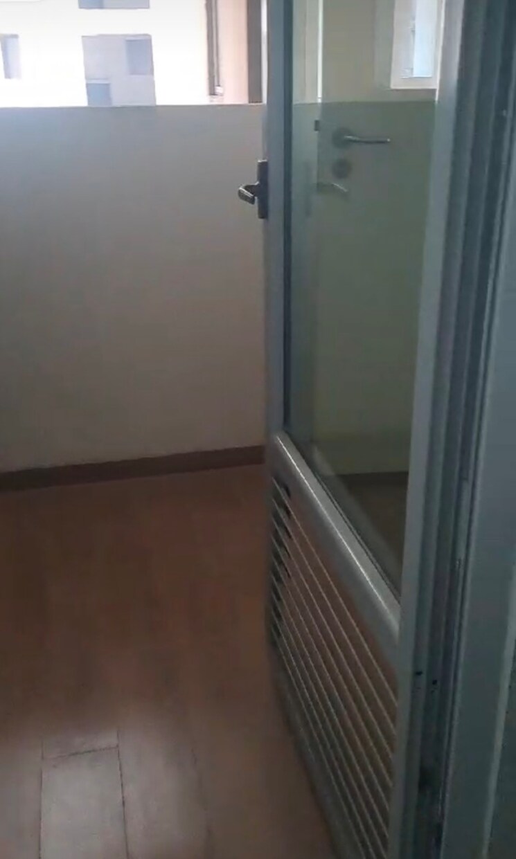 Bathroom, kalpataru-parkcity 4 Bedroom 1750 Sq.Ft. Builder Floor In Kolshet Road Thane 6730139