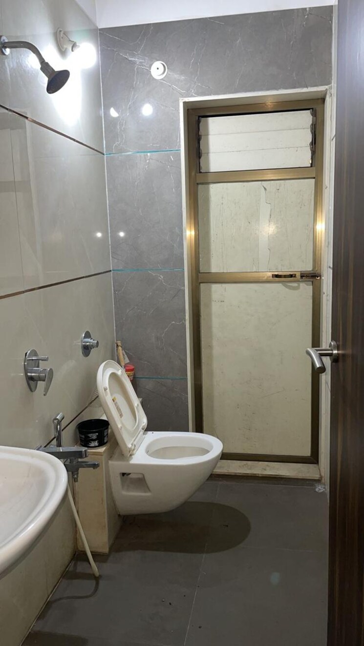 Bathroom, lodha-sterling 2 Bedroom 800 Sq.Ft. Apartment In Kolshet Road Thane 6732842