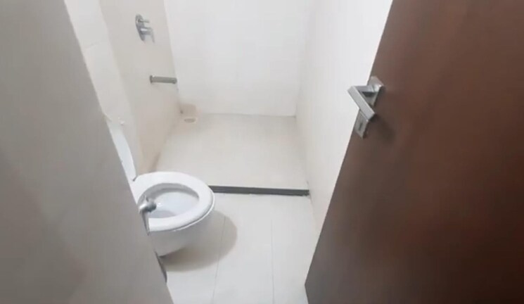 Bathroom, happy-valley 4 Bedroom 1100 Sq.Ft. Apartment In Manpada Thane 6732852