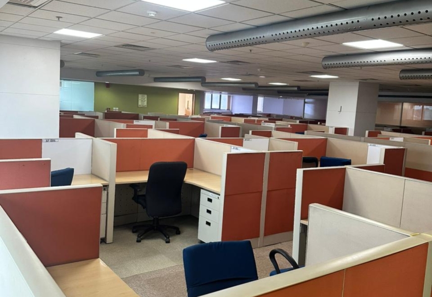 Commercial Office Space 2490 Sq.Ft. For Rent in Chakala Mumbai  6733925