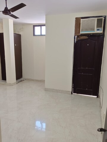 Studio Builder Floor For Rent in Lajpat Nagar 4
