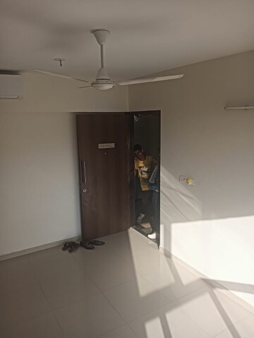 Bathroom in 2 BHK Apartment at Lodha Casa Maxima, Mira Road East – for Sale