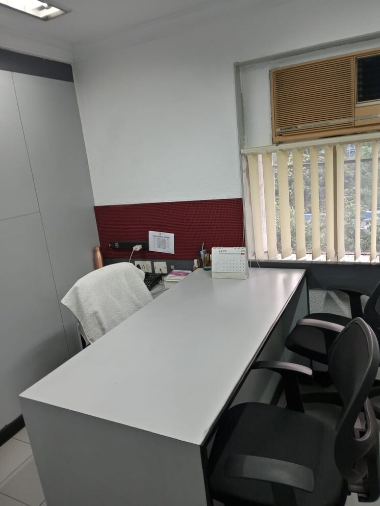 Team Area, minto park Commercial Office Space 2400 Sq.Ft. In Minto Park Kolkata 6475173