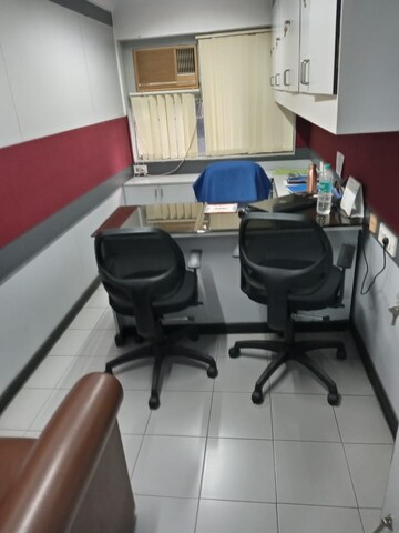  Office Space For Rent in Minto Park