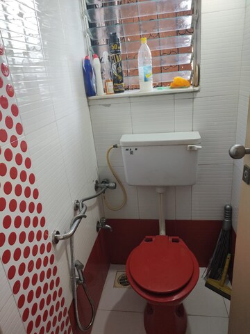 रेसिडेंशियल फ्लैट वर्ग फुट फॉर रीसेल इन दहिसर ईस्ट मुंबई  6739083