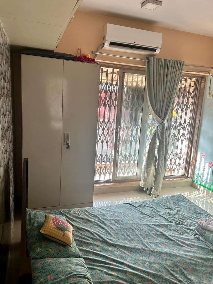 Bedroom, kanakia-spaces-niharika 2.5 Bedroom 890 Sq.Ft. Apartment In Manpada Thane 6739499