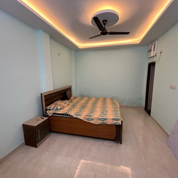 Room in 1 BHK Builder Floor at Ansal Sushant Lok I, Sector 43 – for Rent