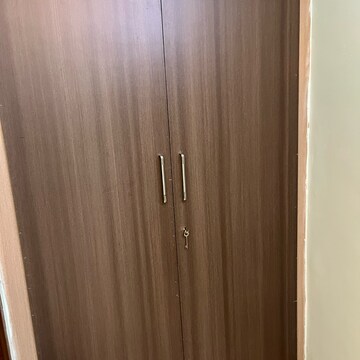 Room in 1 BHK Builder Floor at Ansal Sushant Lok I, Sector 43 – for Rent