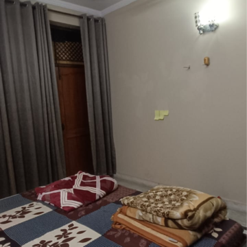 Bedroom in 2.5 BHK Builder Floor at Ansal Sushant Lok I, Sector 43 – for Rent