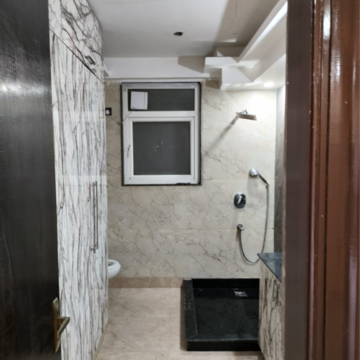 Bathroom in 3 BHK Builder Floor at Ansal Sushant Lok I, Sector 43 – for Rent
