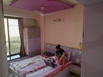 Bedroom in 3 BHK Apartment at Kandivali West – for Sale