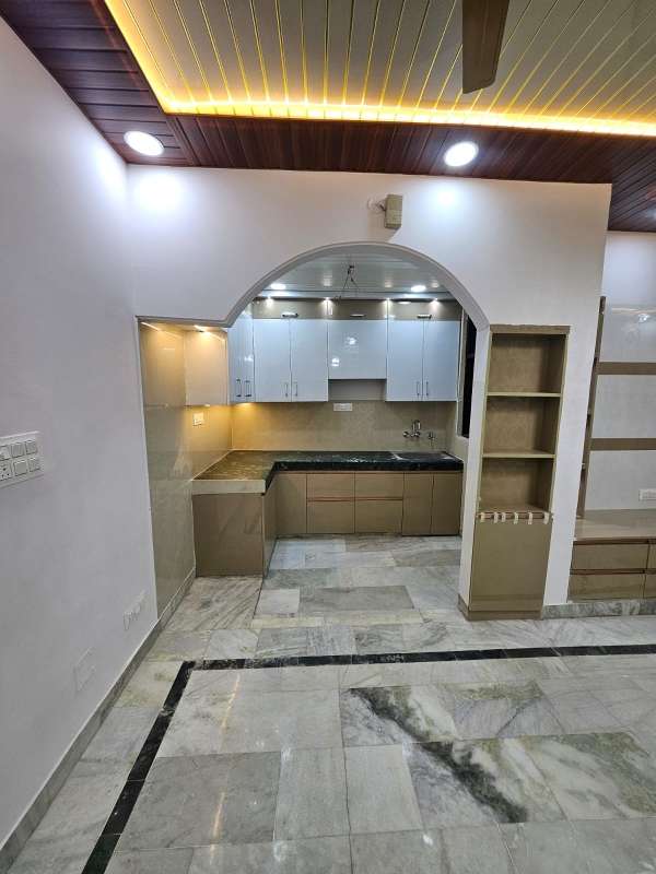3 Bedroom 120 Sq.Mt. Builder Floor in Indirapuram Ghaziabad