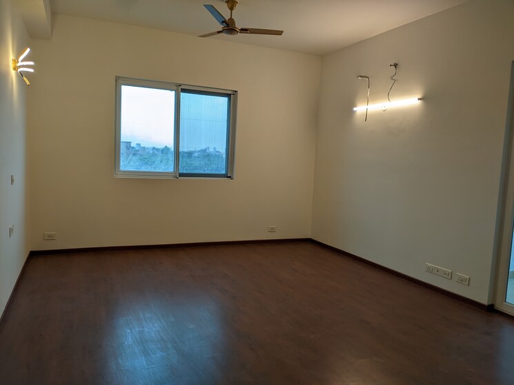 Room, 3c-lotus-300 4 Bedroom 5300 Sq.Ft. Apartment In Sector 107 Noida 6746658