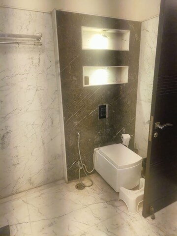 Bathroom in 3 BHK Apartment at Spring Field, Sector 31 – for Sale