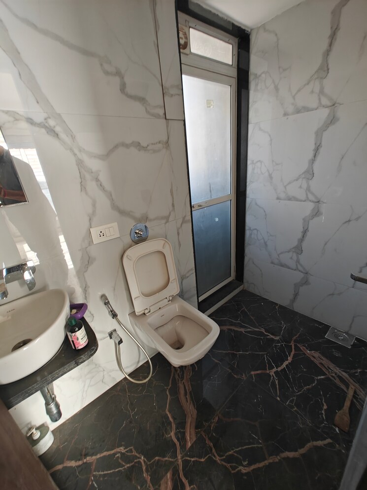 Bathroom, tricity-panache 3 Bedroom 1450 Sq.Ft. Apartment In Sanpada Navi Mumbai 6748821