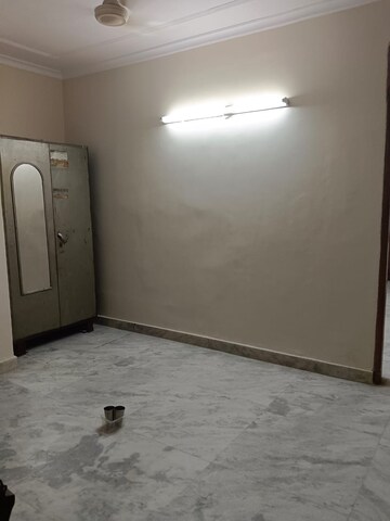 Room in 1 BHK Builder Floor at Lajpat Nagar 4 – for Rent