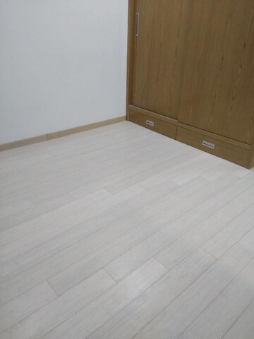 Room in 3 BHK Apartment at Celestia Spaces, Sewri – for Rent