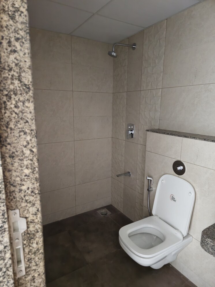 Bathroom, k-raheja-reserve 4 Bedroom 2150 Sq.Ft. Apartment In Mohammadwadi Pune 6758102