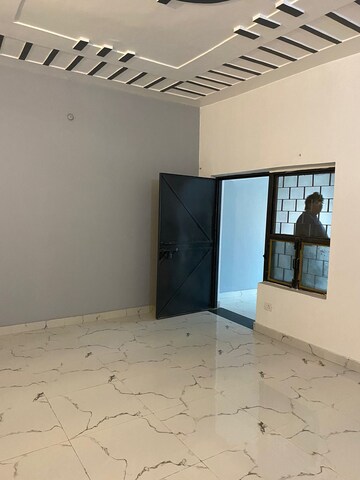Room in 1.5 BHK Independent House at Ashiyana – for Rent