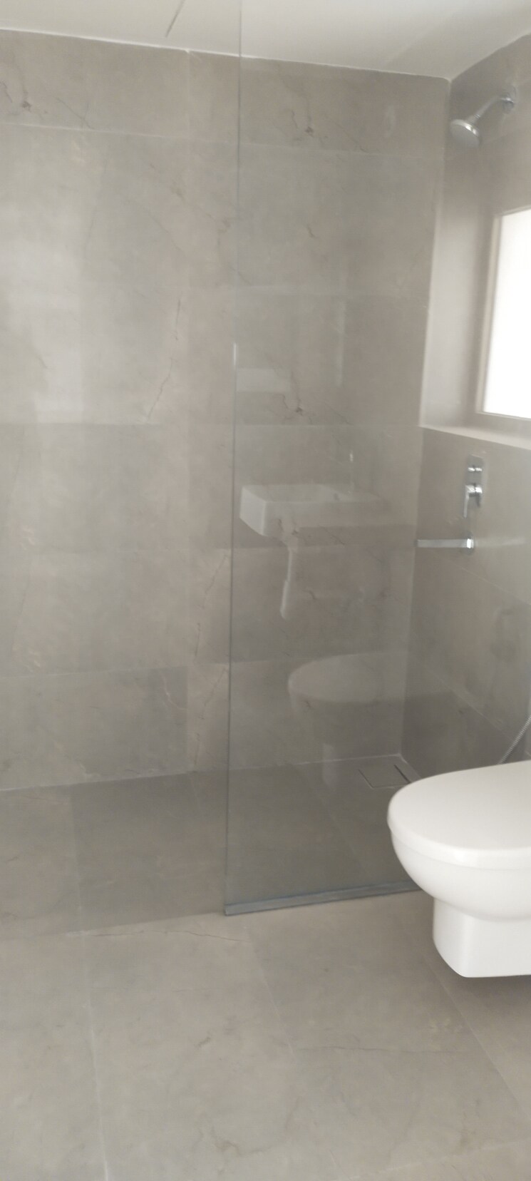 Bathroom, l-t-emerald-isle 4 Bedroom 2250 Sq.Ft. Apartment In Powai Mumbai 6759734