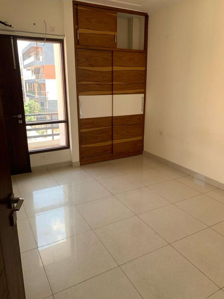 3 Bedroom 204 Sq.Yd. Builder Floor in Sector 46 Gurgaon